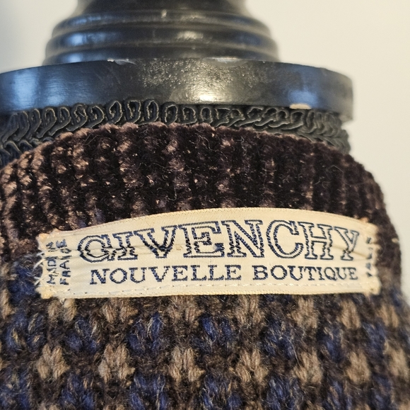 Vintage Givenchy Cardigan - Picture 6 of 7